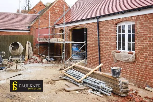 What is the minimum distance between 2 houses? 2 Distance Between Two Houses : Party Wall Surveyors Kempston